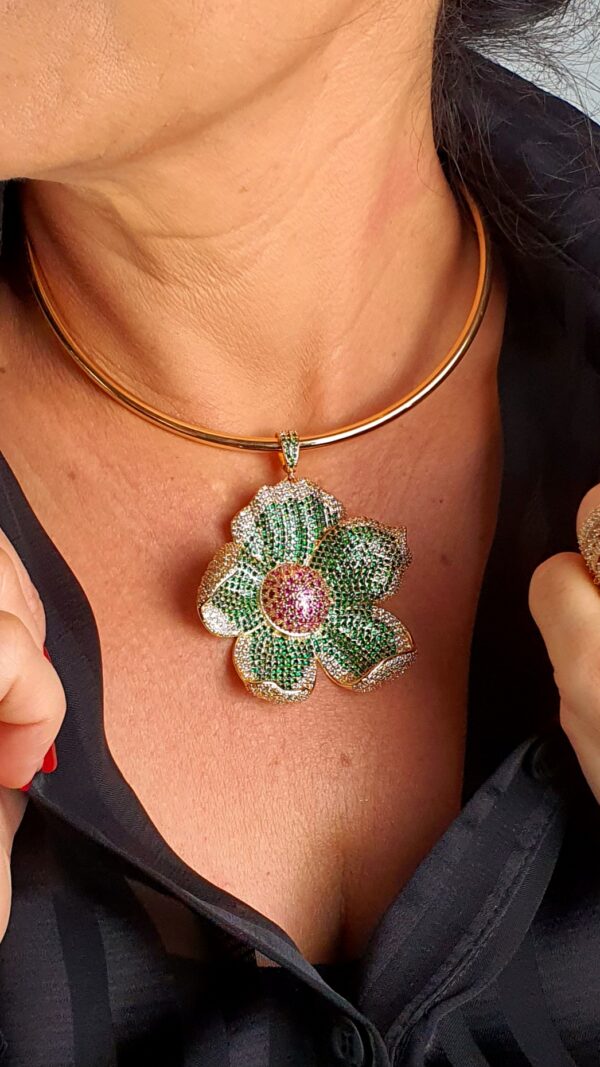 Pingente Flor Esmeralda